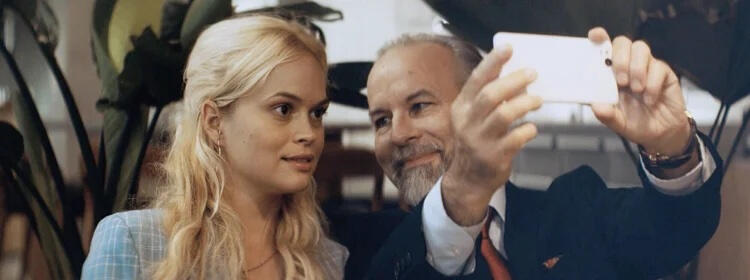 A rebellious teenager is drawn into a dark world when a stranger offers freedom through a twisted magic trick.