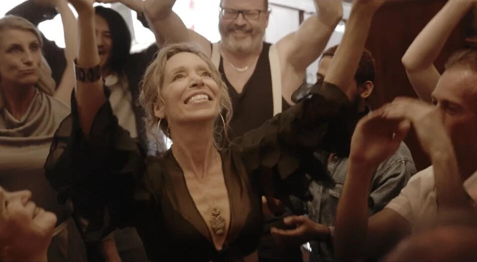 KYSS MIG (Sweden) music video, edited by Michelle Claase